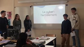 La 1ère STMG du lycée Dupuy de Lôme s'exprime sur le cyberharcelement