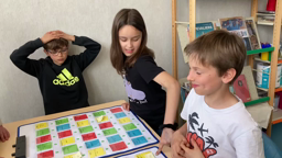 A writing game with our interactive wall (2)