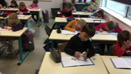 Activité d'écriture en classe