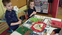 renne et sapin d'encre