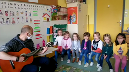 Chorale au marché (2) 