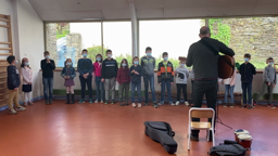 C'est la vie chant classe CE-CM