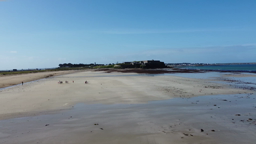 LAND ART - CP CE1 CE2 - école Eric TABARLY SAINT-PIERRE-QUIBERON
