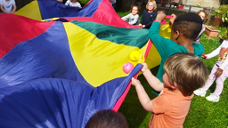 parachute 4