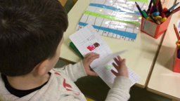 Boîtes à mots pendant l'accueil