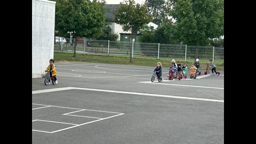 A BICYCLETTE