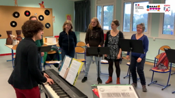 Echauffement vocal à la manière de Cheryl Porter - groupe de secteur "pratique vocale interdegrés" des Côtes d'Armor