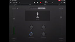 iPad : Garageband - 1 voix + 1 musique 