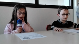 Inès et Simon classe de neige