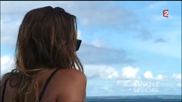 Extrait d'un reportage Envoyé Spécial sur le tourisme à Bali