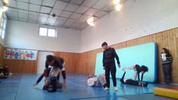 Acro 2