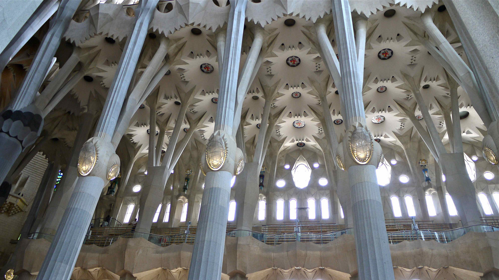 Photo intérieure de la Sagrada Familia