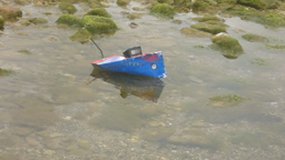maman, papa les ptits bateaux qui vont sur l'eau...