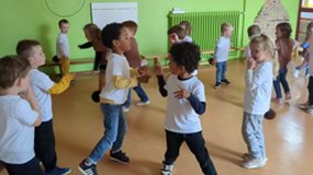 Danse "Moi j'ai peur du loup"