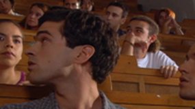 ¿Podría dar la clase en castellano?