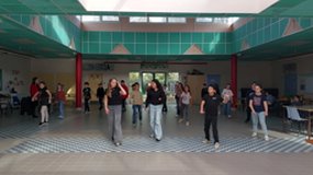 Les CM2 dansent le Kuduro