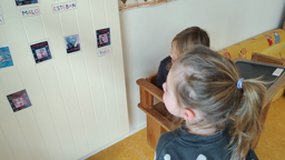 A la bibliothèque, emprunt ... merci